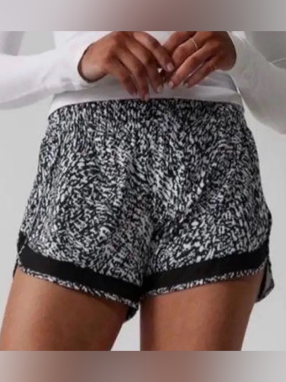 Athleta Mesh Racer Run Shorts